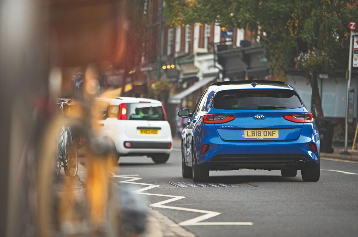 Kia Ceed 2018 Äánh giá dà i hạn - anh hùng phÃa sau