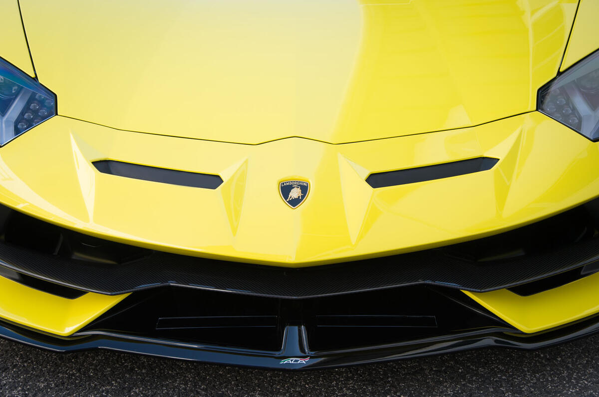 Lamborghini Aventador SVJ 2018 first drive review front end