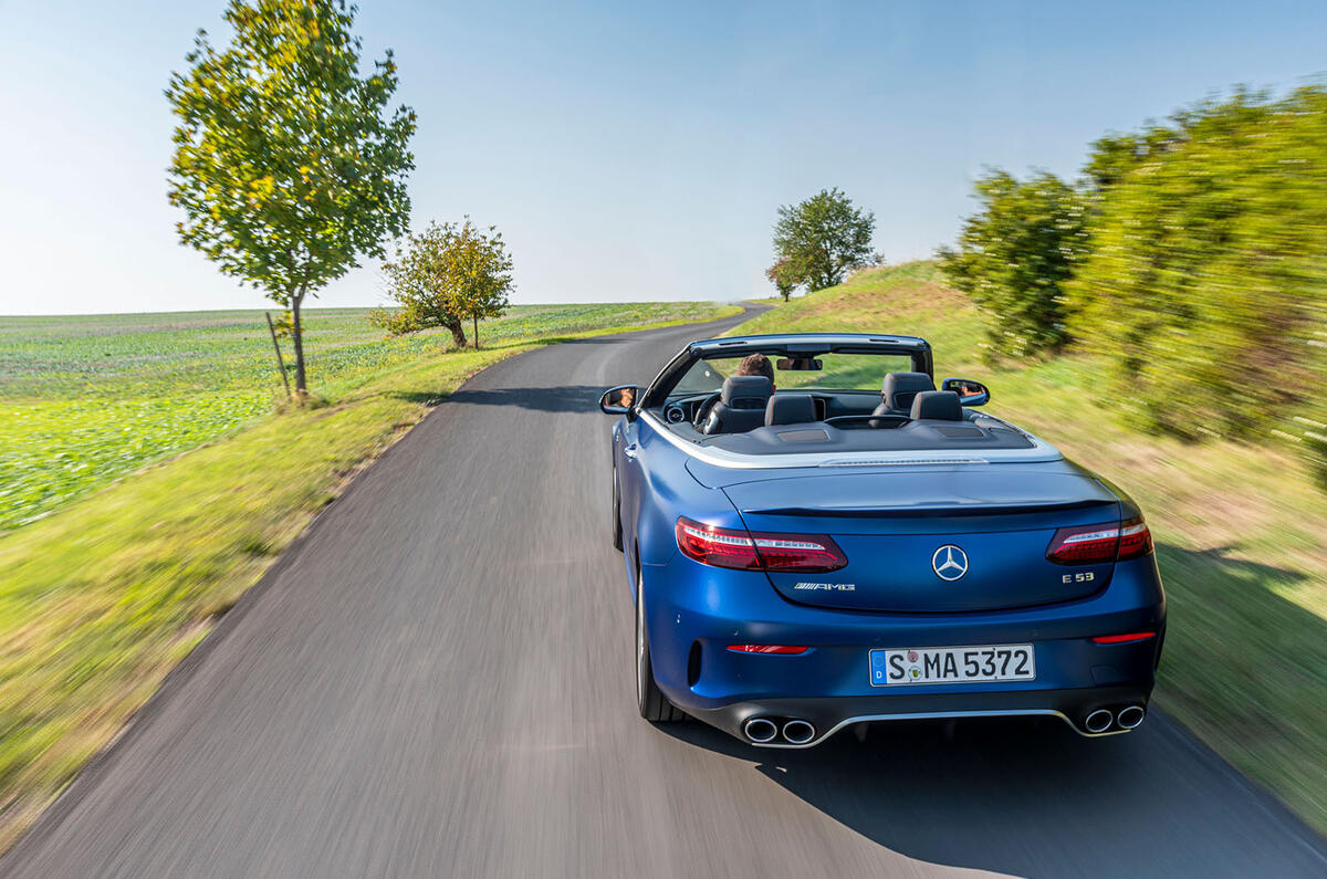 Mercedes-AMG E53 Cabriolet 2020 : premier bilan de la conduite - suivi de l'arrière