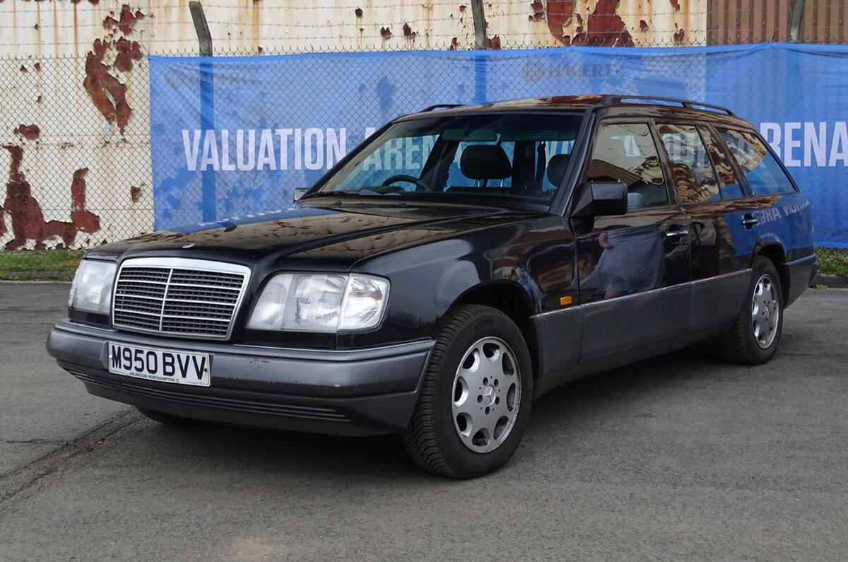Mercedes-Benz E280 estate - static front