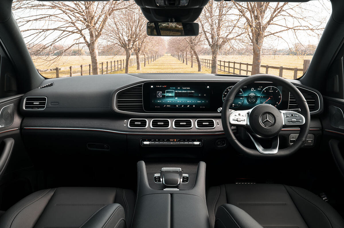 Mercedes-Benz GLE 350de 2020 : premier bilan de conduite - cabine