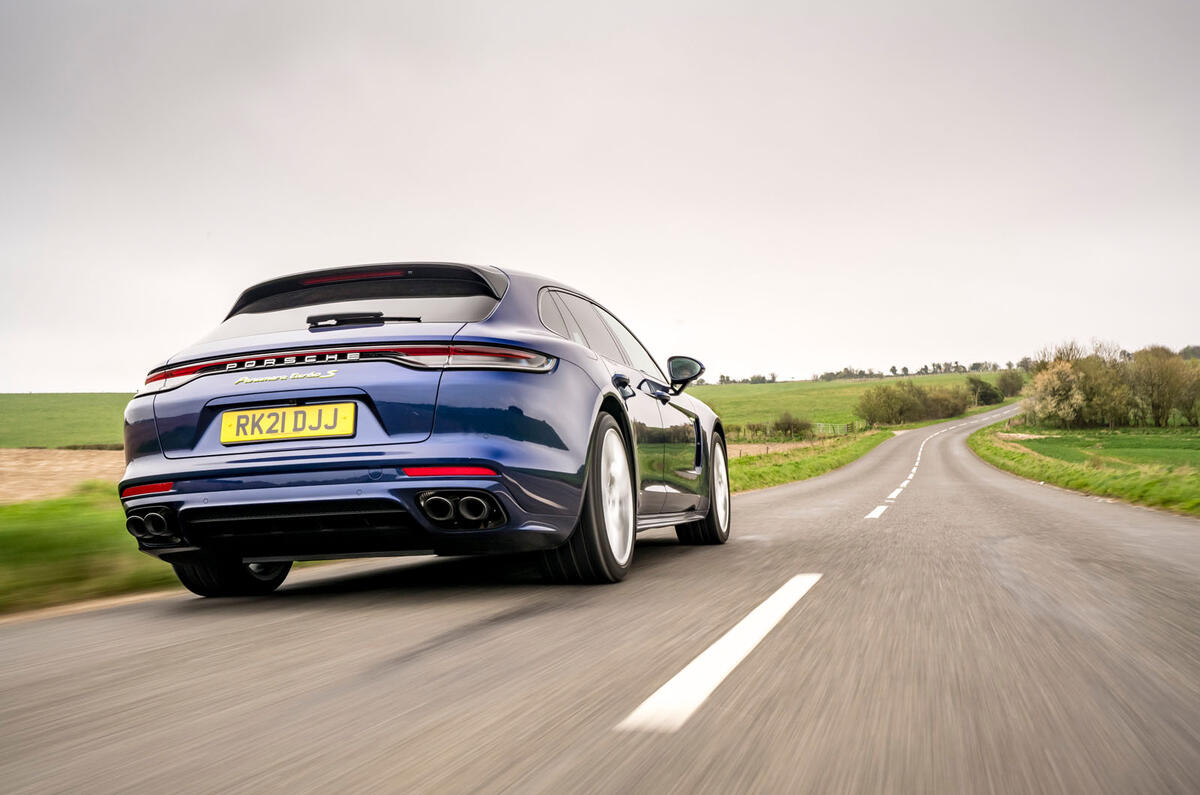 3 Porsche Panamera Turbo S E Hybrid ST 2021 UK FD hero rear