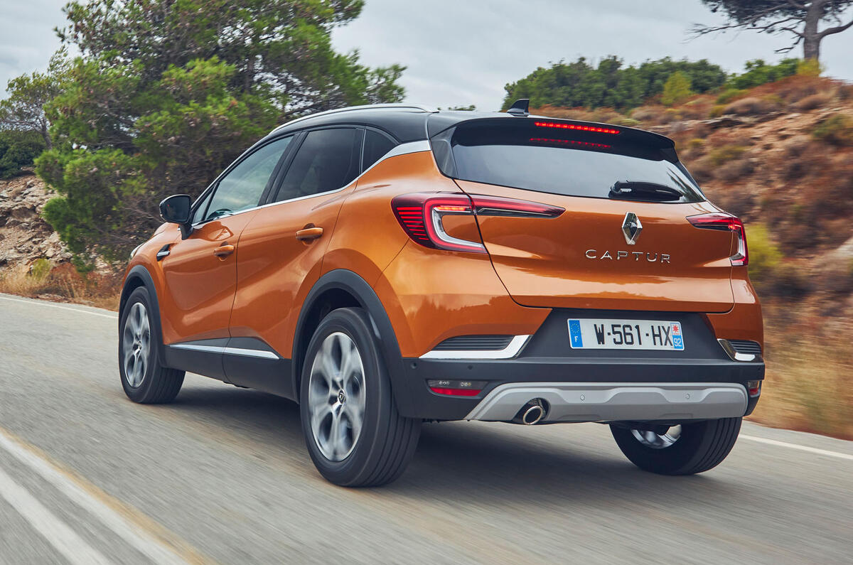 Renault Captur 130 Tce Iconic 6 Speed 2019 Review Autocar