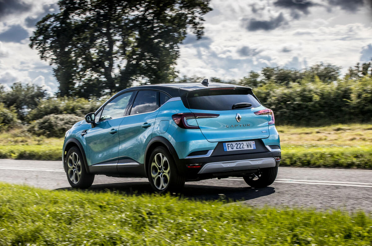Renault Captur E-Tech PHEV 2020 UK first drive review - hero rear