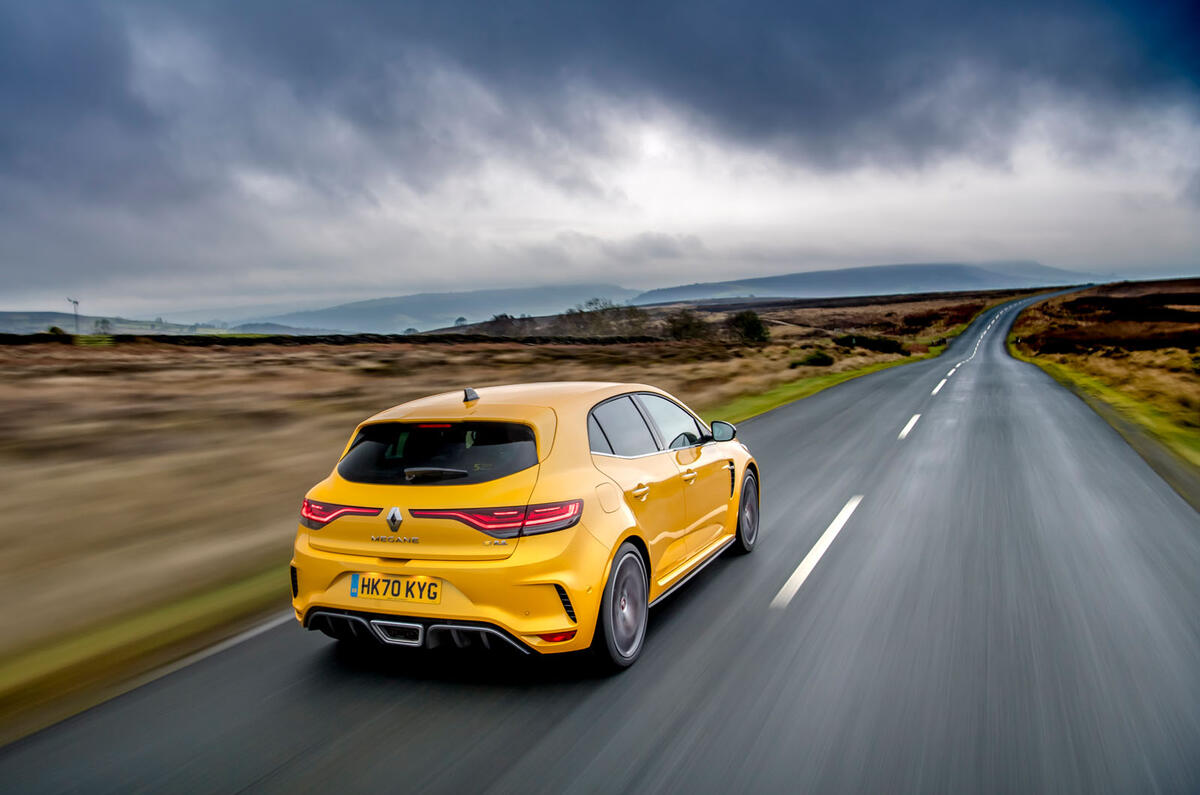 3 Renault Megane RS 300 Trophy 2021 : le premier héros de l'examen de conduite au Royaume-Uni