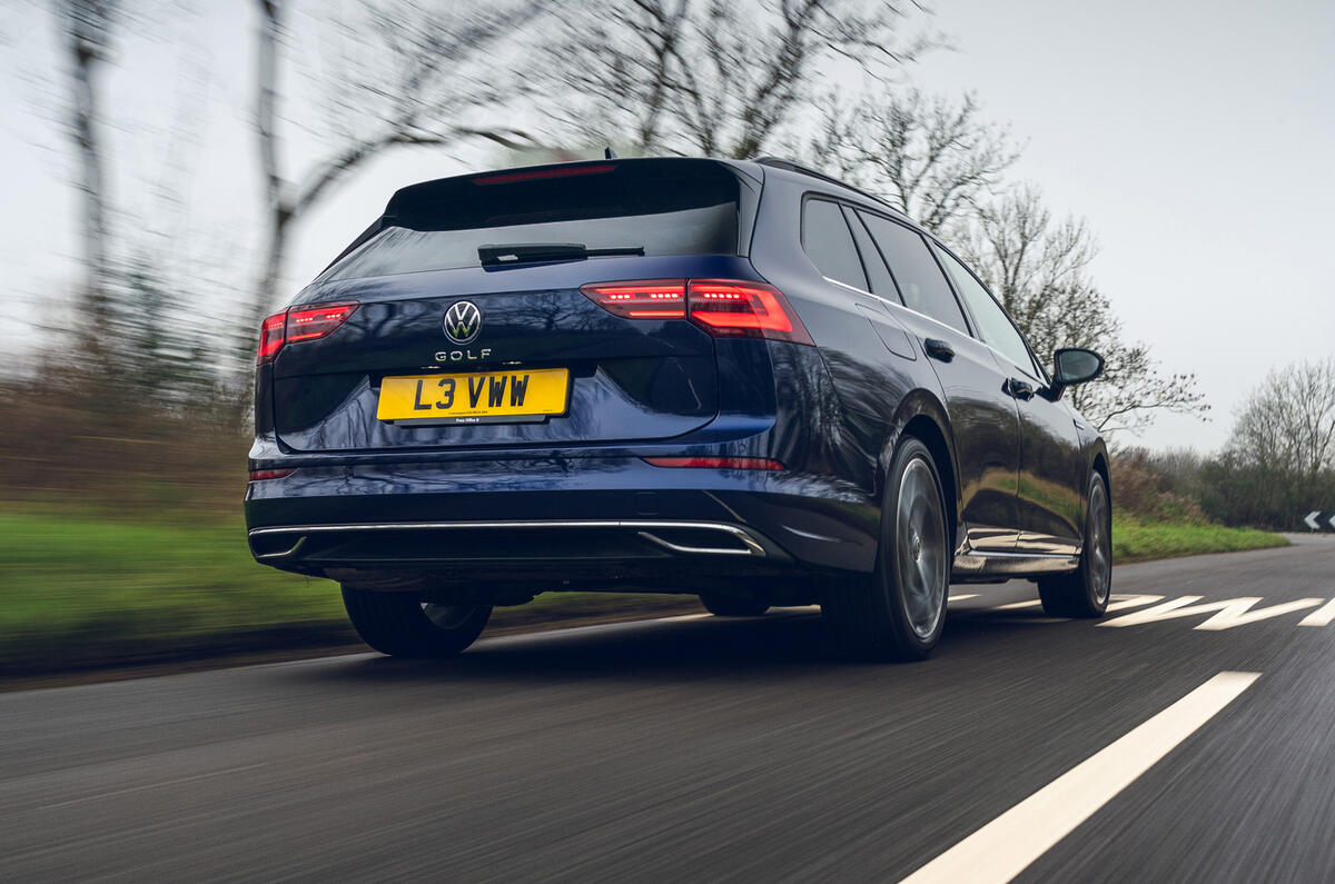 volkswagen-golf-estate-2-0-tdi-2021-uk-review-autocar