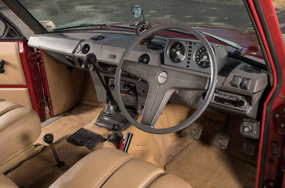 50 Years Of Range Rover Mk1 Prototype Meets Latest Generation Autocar