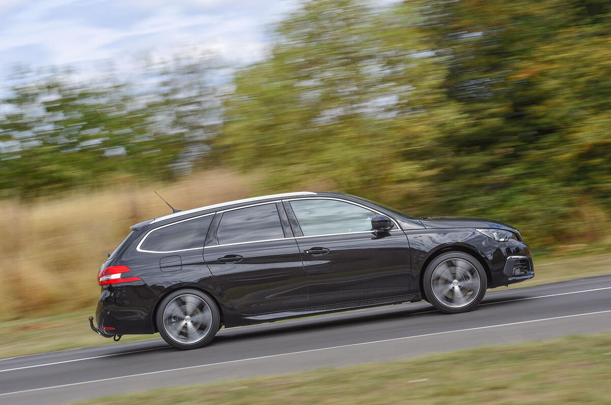 Peugeot 308 GT 2018 first drive UK review hero side