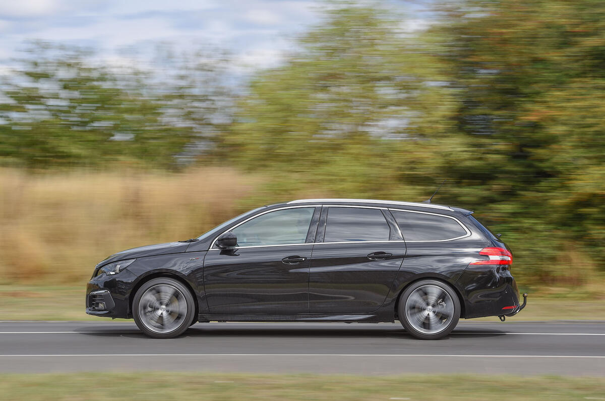 Peugeot 308 GT 2018 first drive UK review side