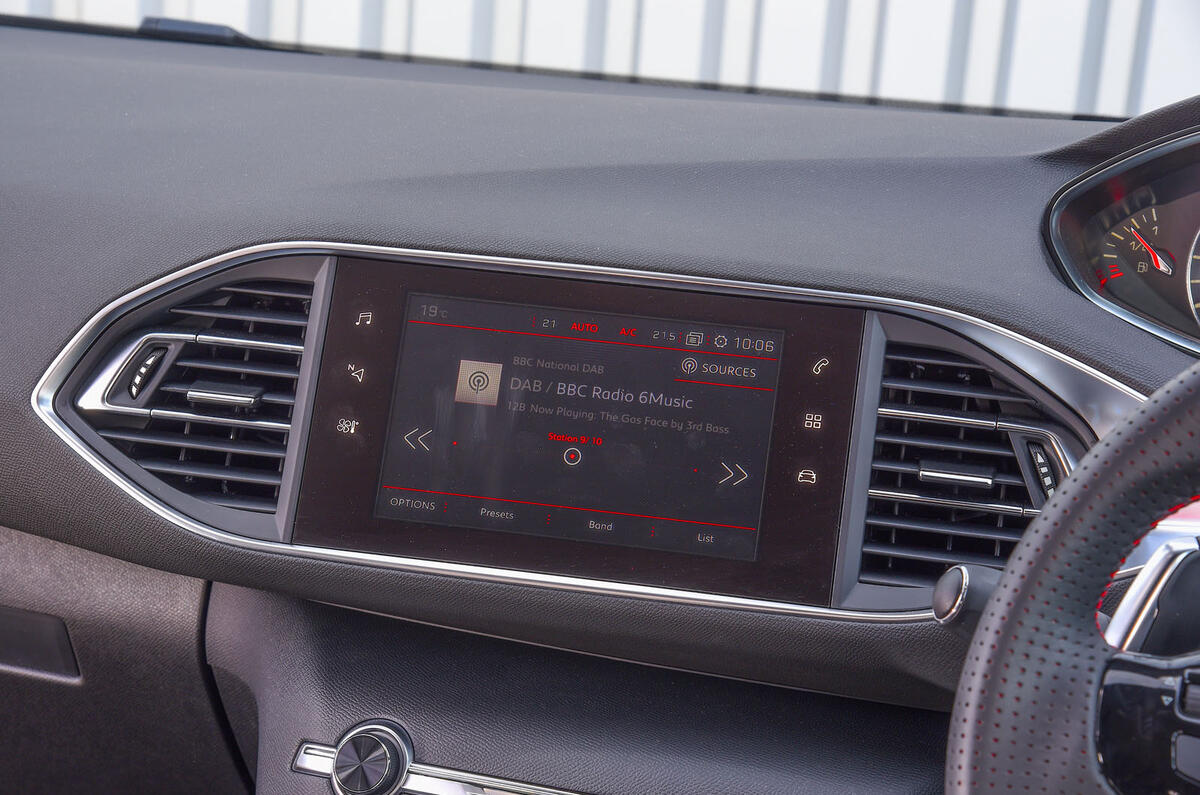 Peugeot 308 GT 2018 first drive UK review infotainment