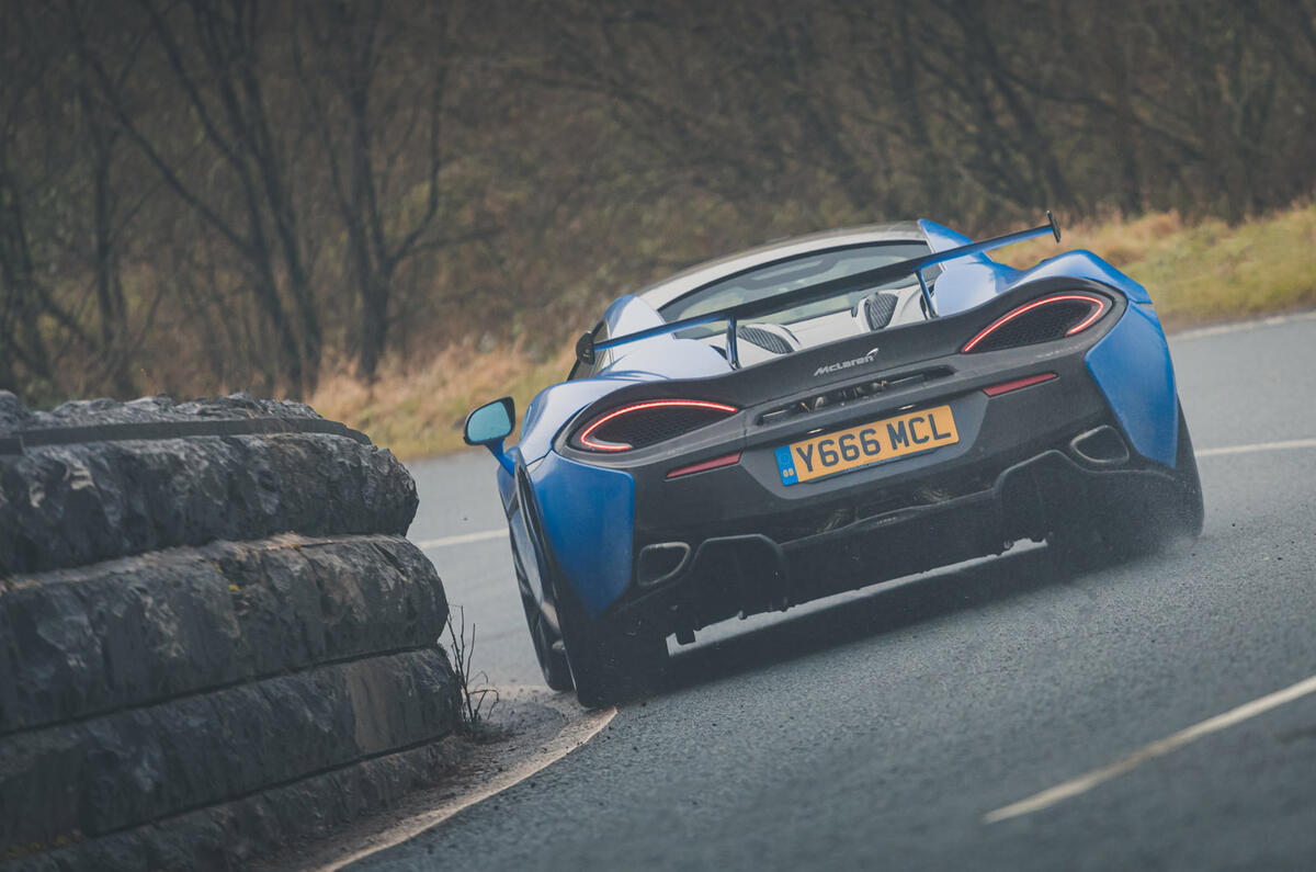 30 McLaren 570S Goodbye 18