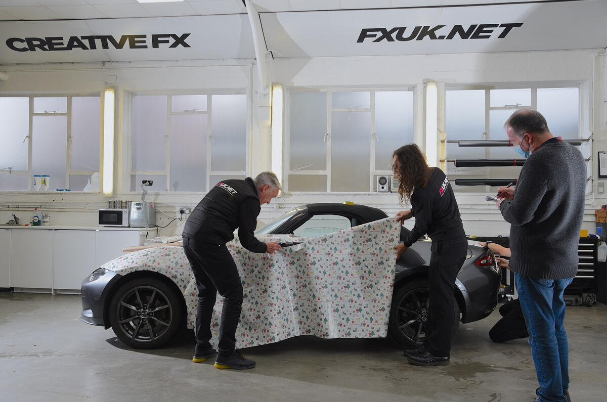 How to wrap a car