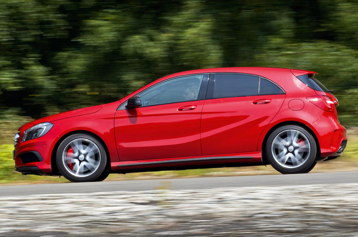 Mercedes A45 AMG 2013 - hero side