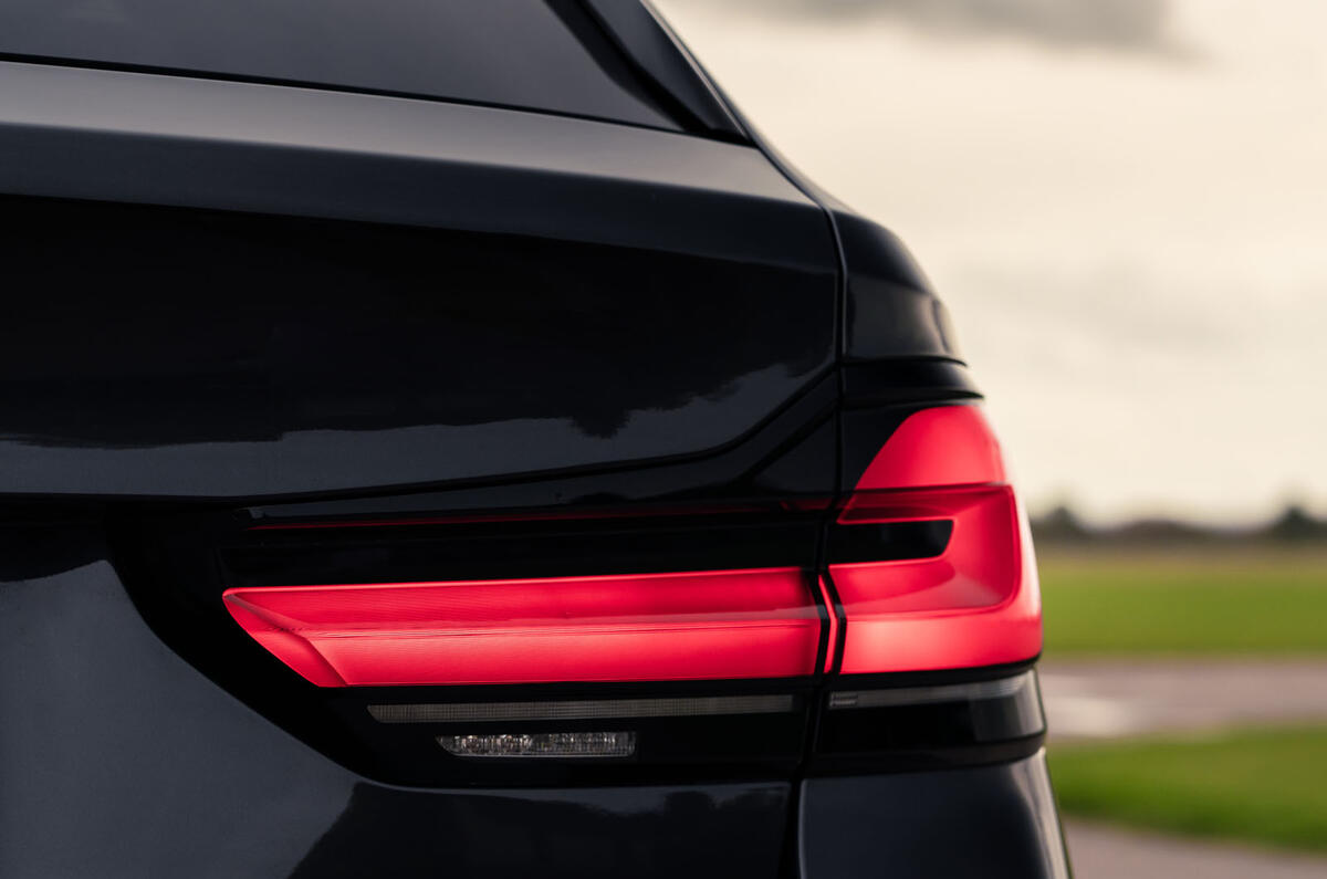 4 BMW 5 Series Touring 530d 2021 UK FD rear lights