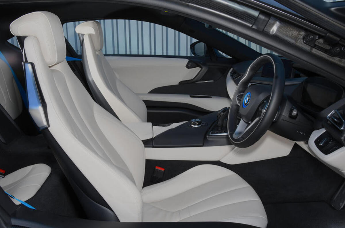 BMW i8 Coupe