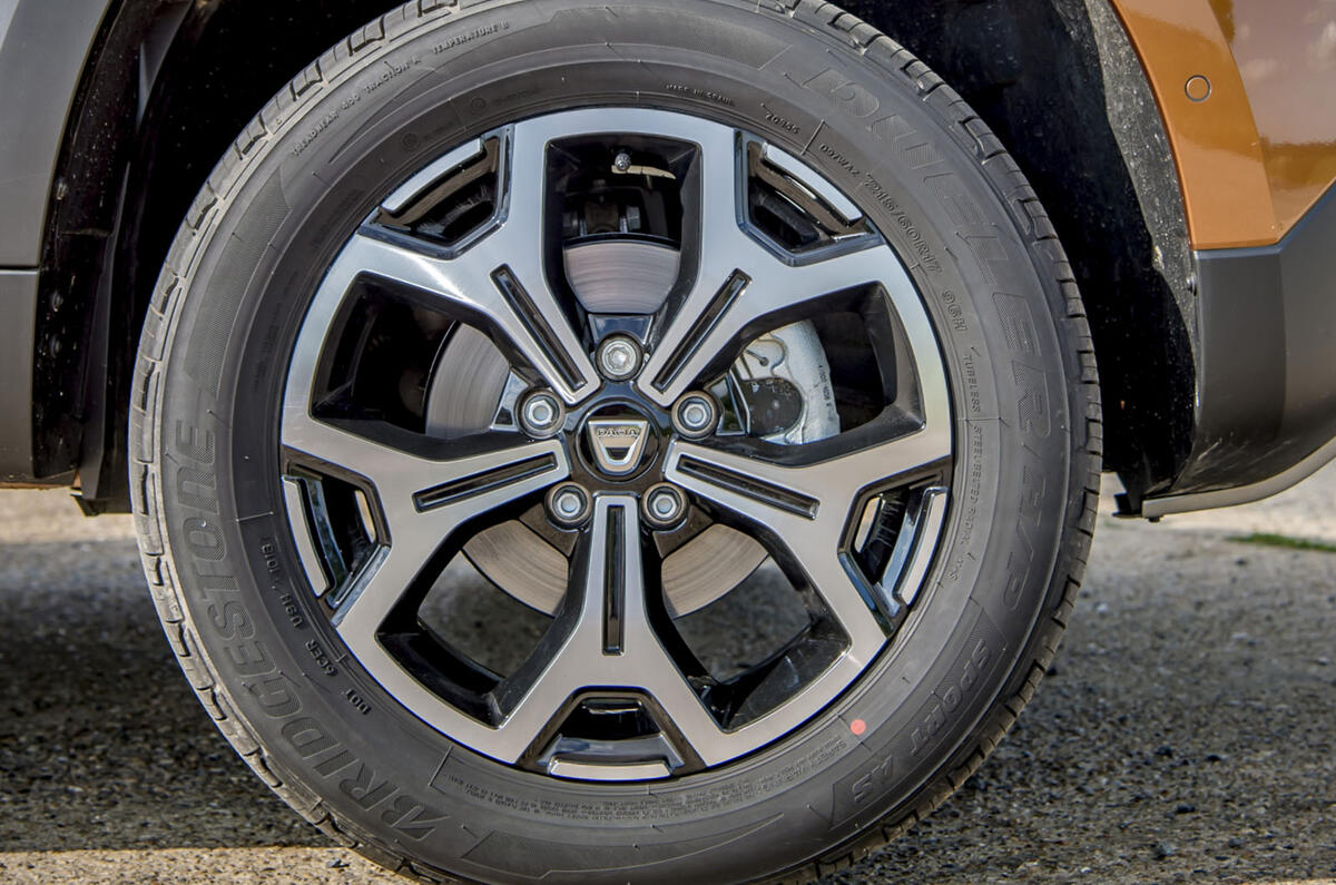 Dacia Duster Comfort SCe 115 4x2 2018 review Autocar