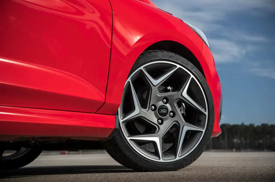 ford fiesta st wheels