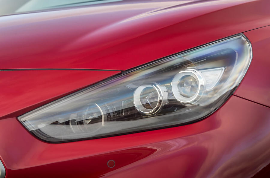 Hyundai i30 Fastback N 2019 UK first drive review - headlights