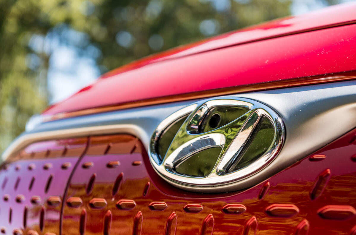 Hyundai Kona EV prototype drive 2018 grille