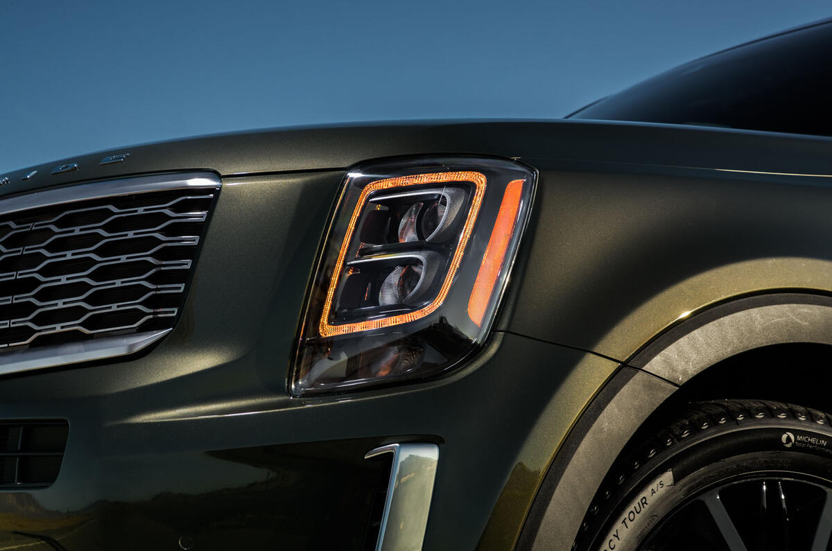 Kia Telluride 2019 first drive review - headlights