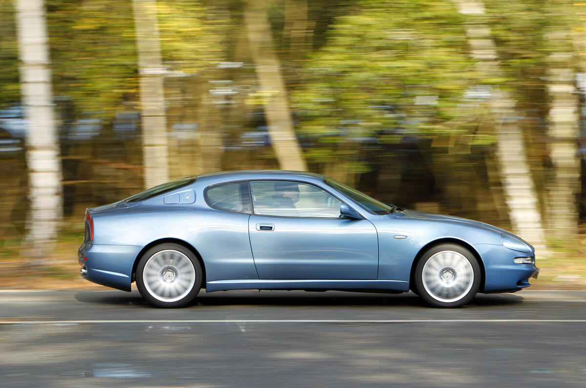 Maserati 3200 GT - hero side