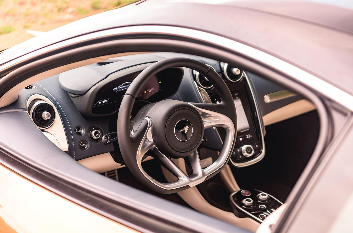 McLaren GT 2019 UK first drive review - cabin