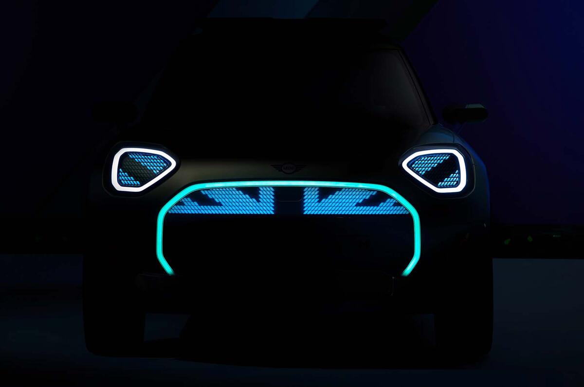 Mini Aceman concept 2022 front dark