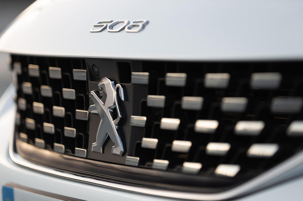 Peugeot 508 SW 2018 first drive review - front grille
