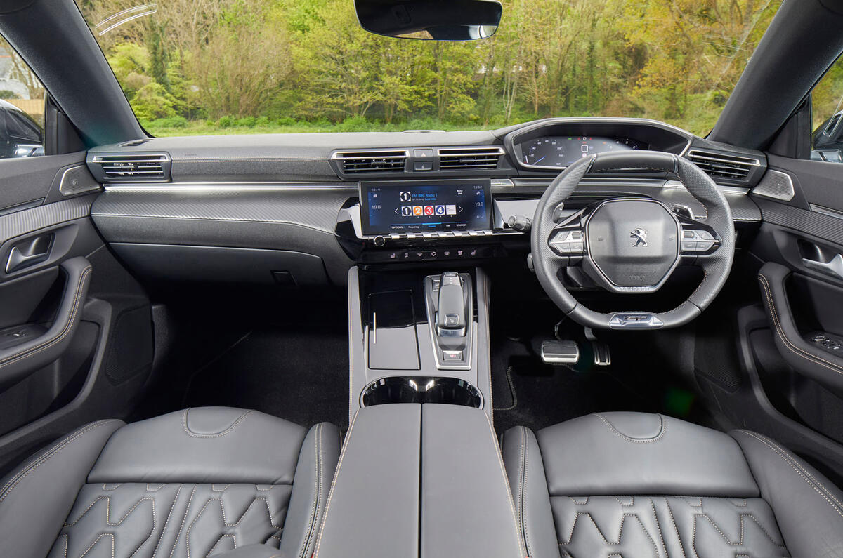 Peugeot 508 SW PureTech 225 GT 2019 UK first drive review - dashboard