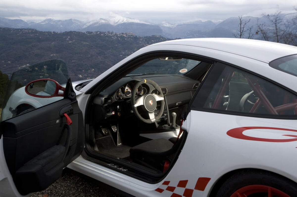 Porsche 911 GT3 RS 
