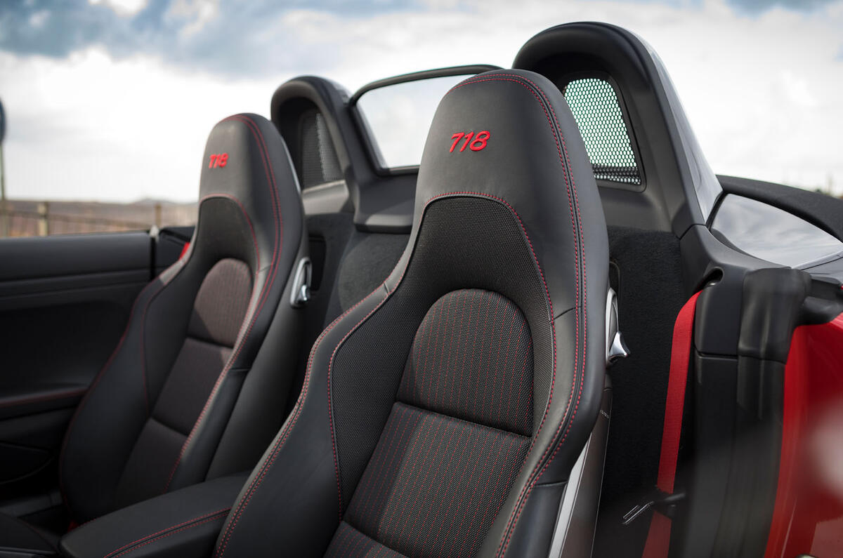 Porsche Boxster T 2019 first drive review - seats