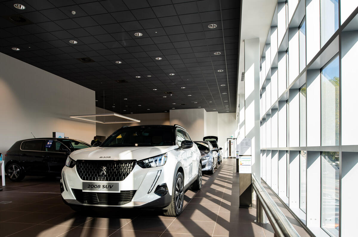 PSA Group opens flagship Citroen, DS and Peugeot site in London | Autocar