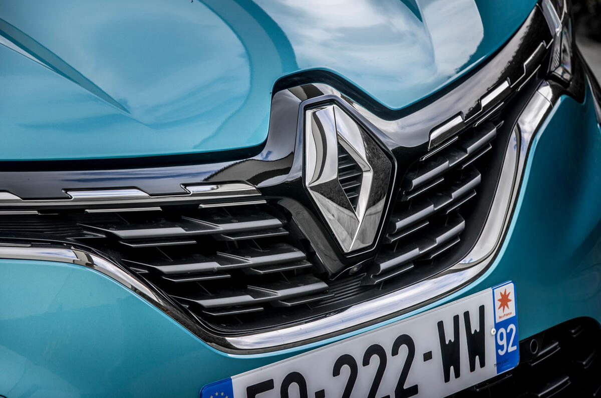 Renault Captur E-Tech PHEV 2020 UK first drive review - nose