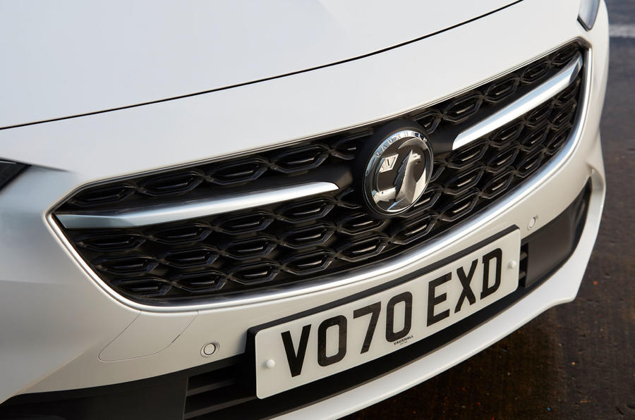 4 Vauxhall Insignia GSI 2021 Premier nez de révision de conduite au Royaume-Uni