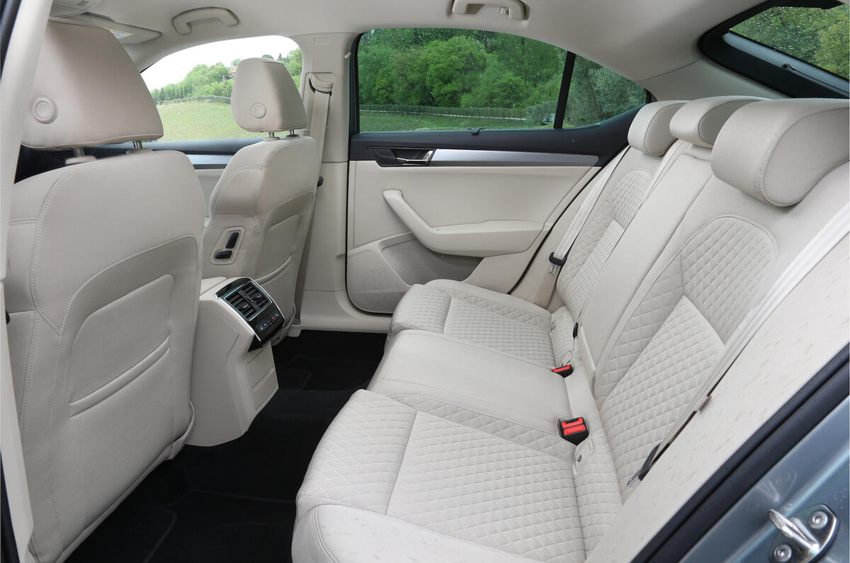 2015 Skoda Superb 2 0 Tdi 150 Laurin And Klement Review Review