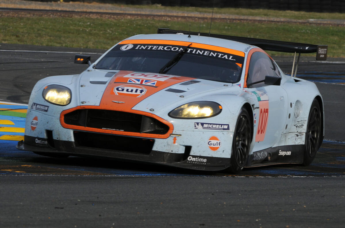 Aston Martin DBR9