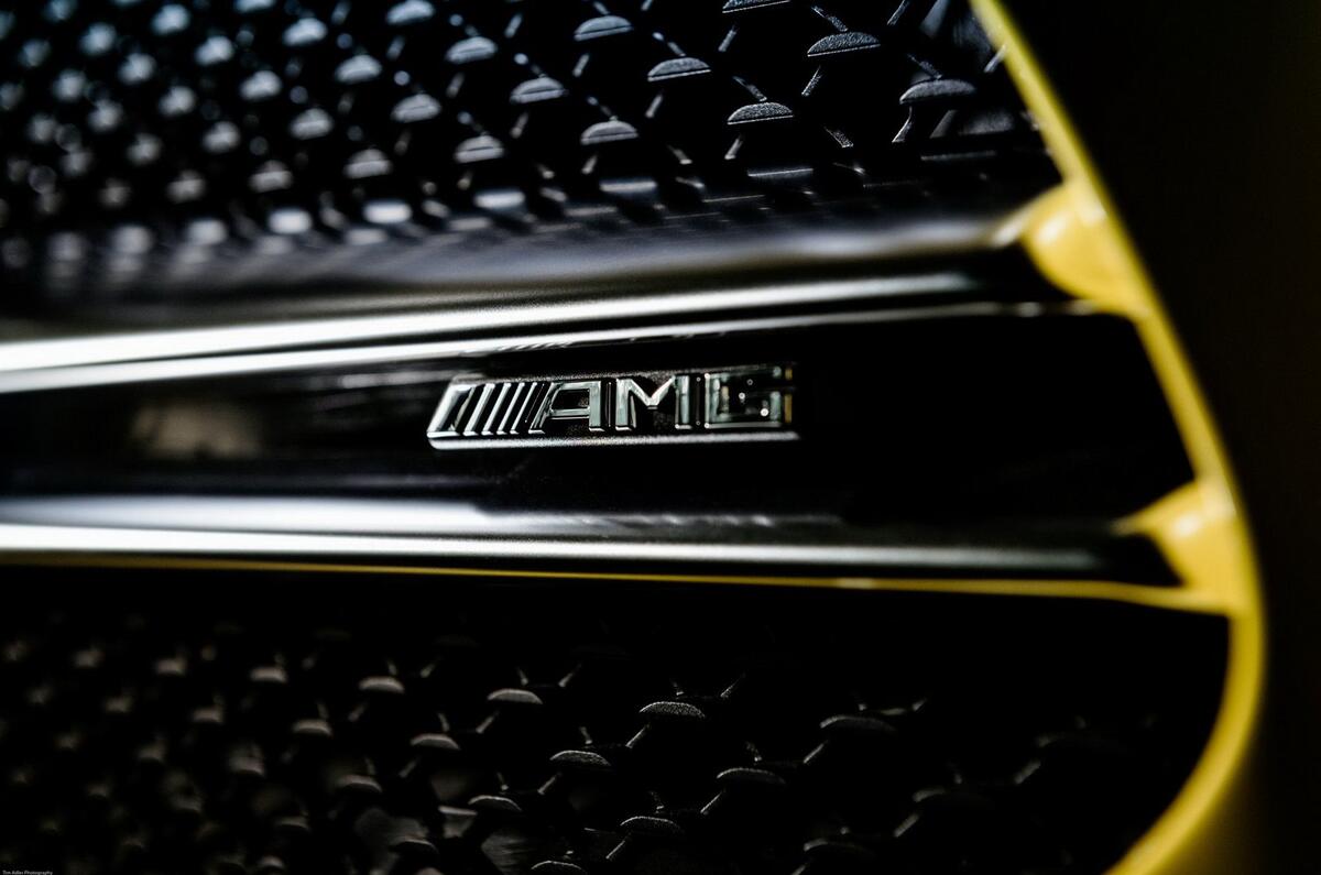 4e3b415f-mercedes-amg-a35-teaser-2.jpg?i