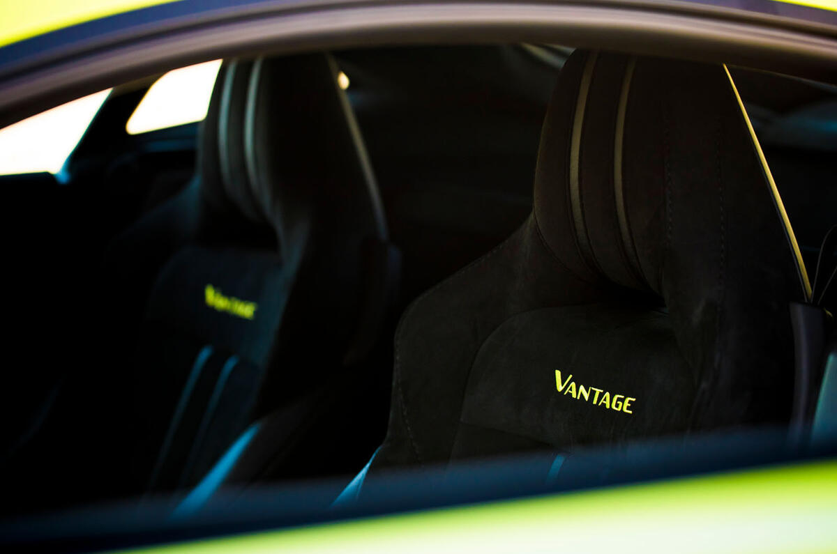 Aston Martin V12 Vantage V600 revealed
