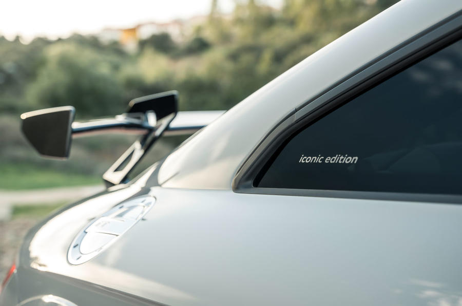 Audi TT RS vitre arrière