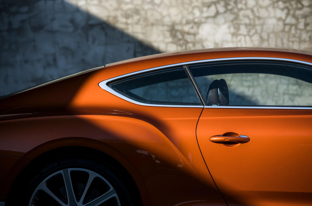 Bentley Continental GT V8 2019 first drive review - rear quarter panel