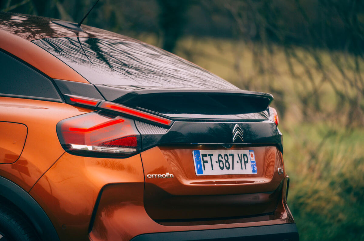 Citroën C4 Puretech 2021 UE (LHD) : premier examen de la transmission - partie arrière
