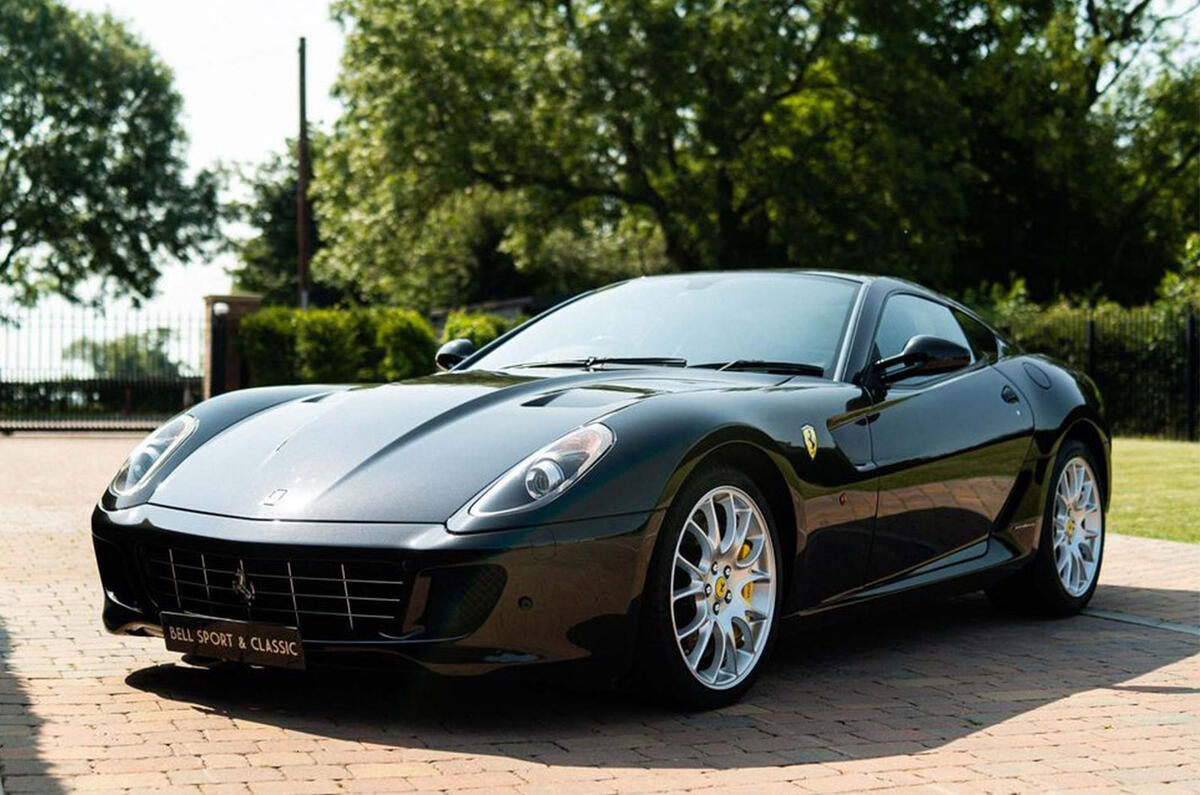 Ferrari 599 - front