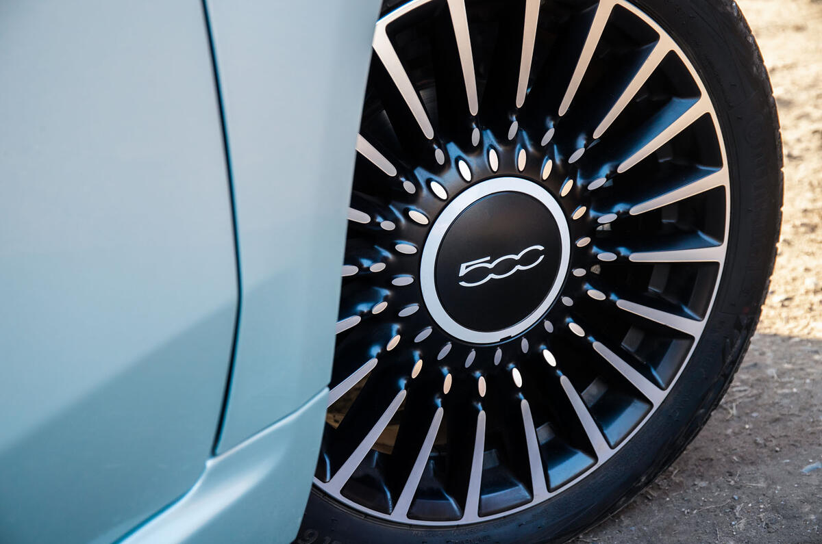 Fiat 500 Hybrid 2020 first drive review - alloy wheels