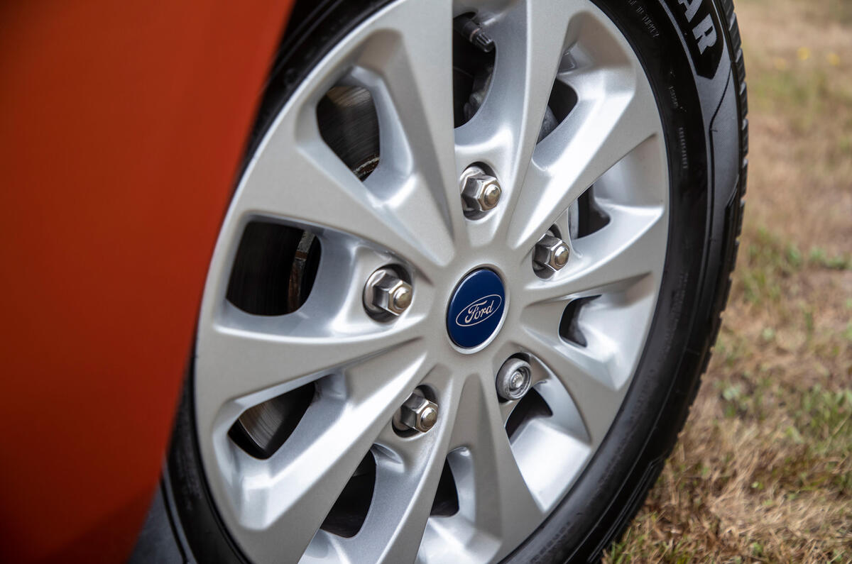 5 Ford Transit Nugget 2021 UK FD alloy wheels