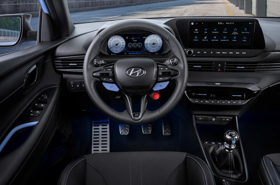 Hyundai i20 - interior