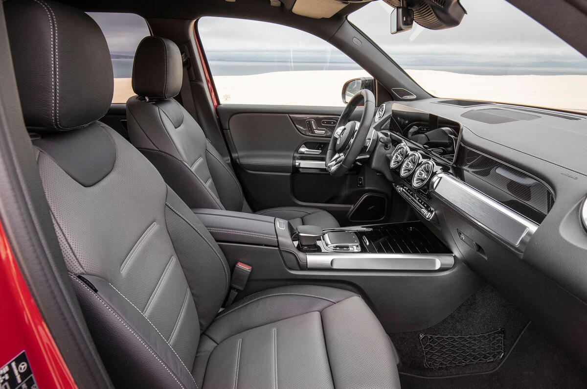 [Image: 5-mercedes-amg-glb-35-2020-fd-cabin.jpg?itok=3MQj10IO]