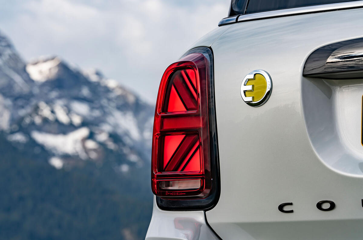 Mini Countryman Cooper S E All4 2020 first drive review - rear lights