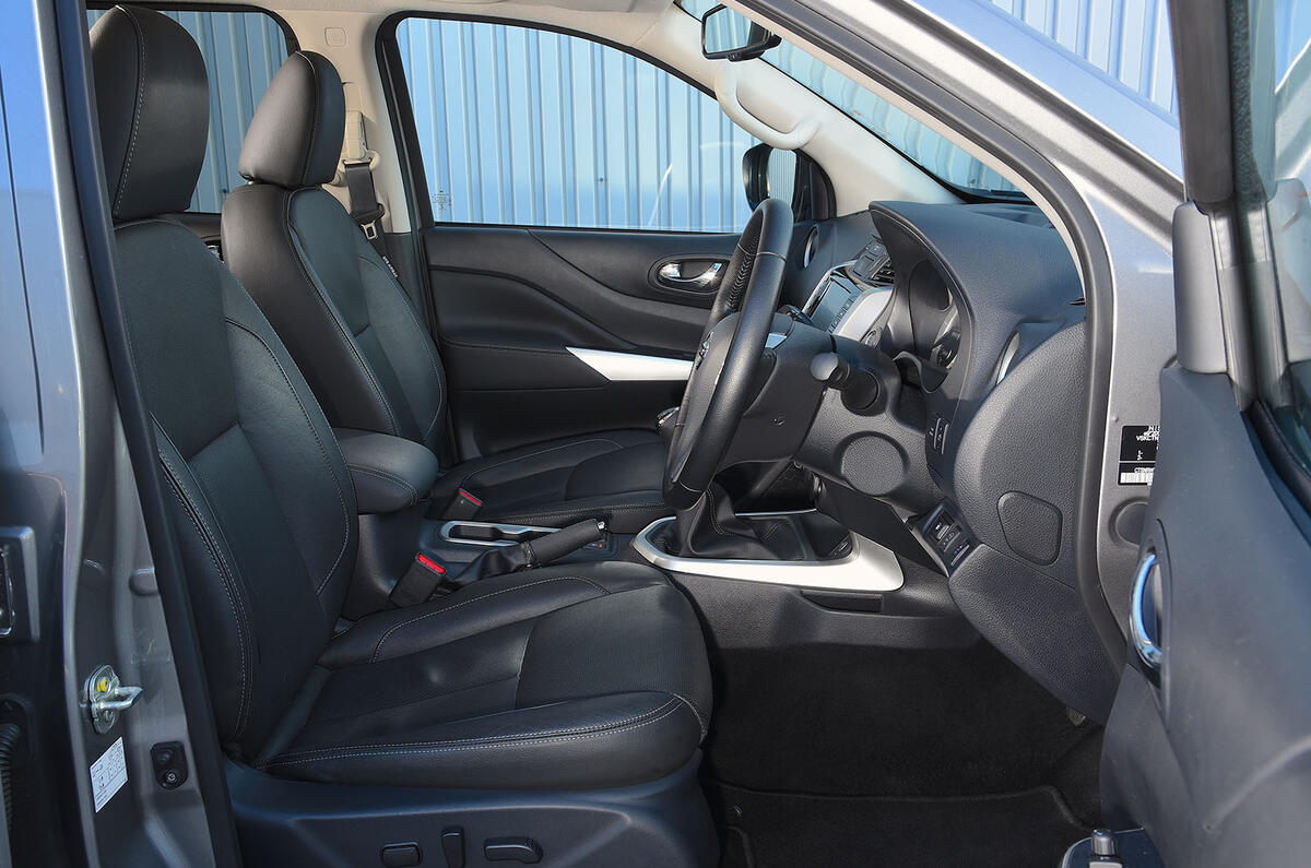 Nissan Navara 2020 UK first drive review - cabin