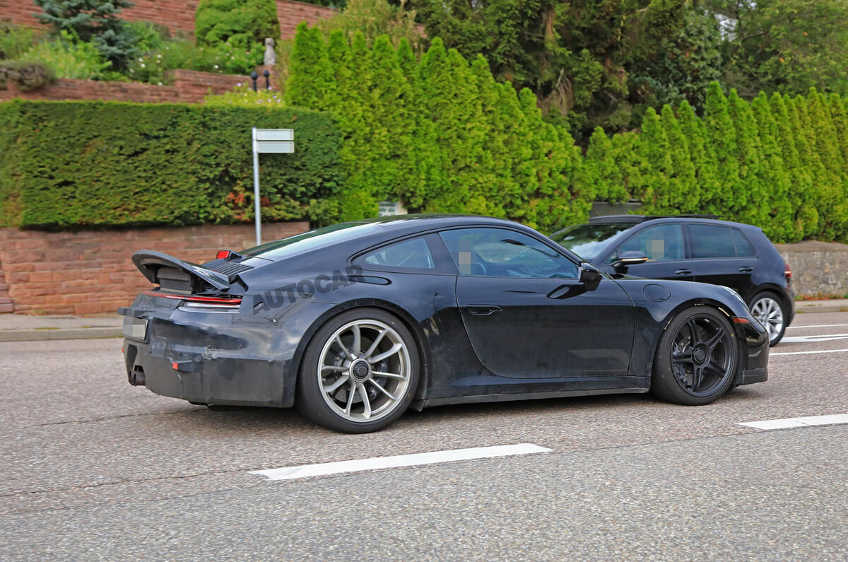 2020 Porsche 911 GT3 spied in near-production bodywork ...