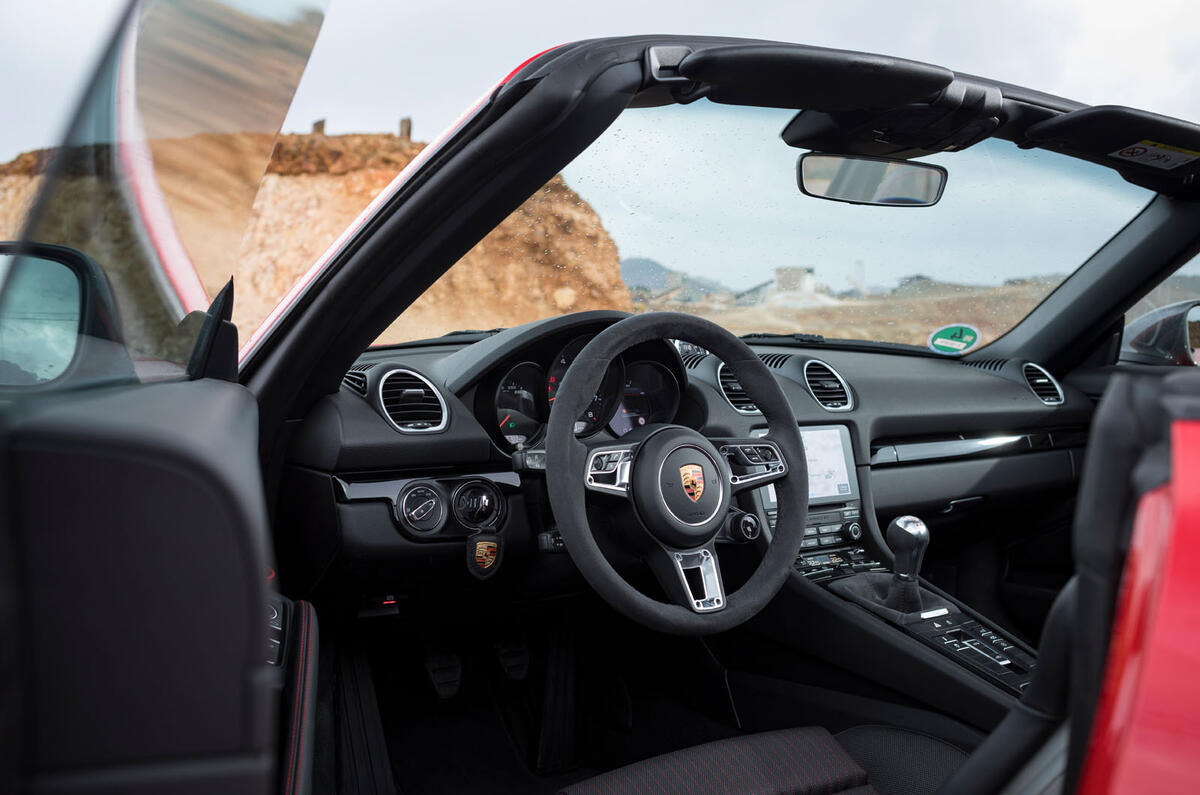 Porsche Boxster T 2019 first drive review - dashboard